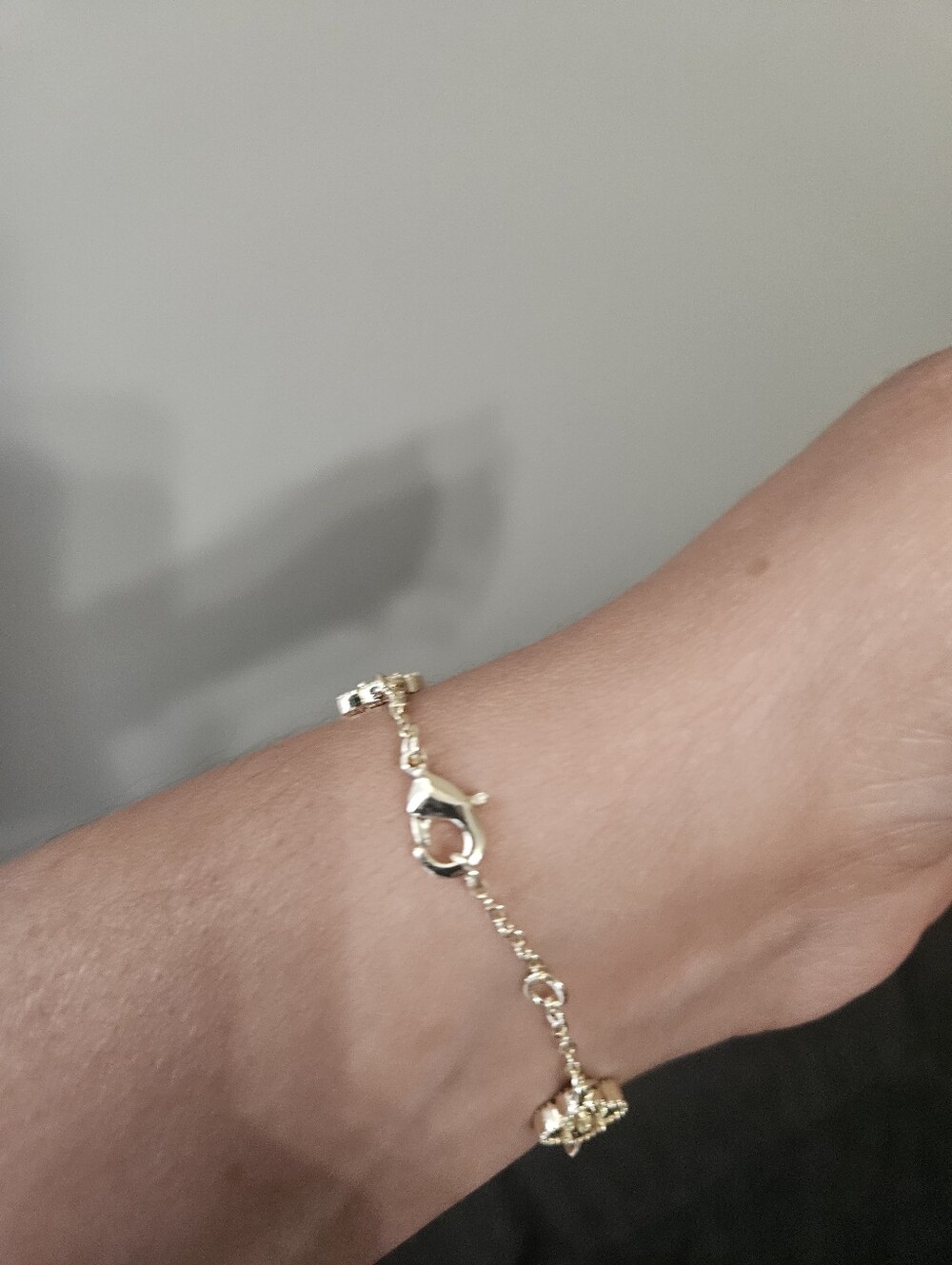 NWOT Dubai Jewelers 18K Gold Overlay Clover Motif Bracelet ✨7.5 Inches - Picture 6 of 6